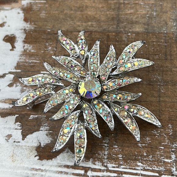 Sarah Coventry Aurora Blaze Vintage Brooch & Earrings Set. 1960’s - Picture 5 of 16